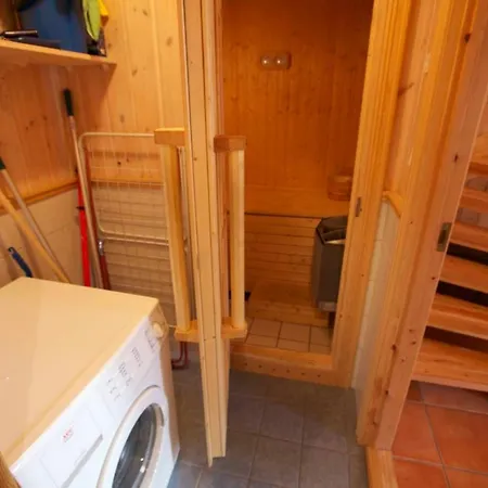 Daire 3-story Perfect For Up To 10 Guests *