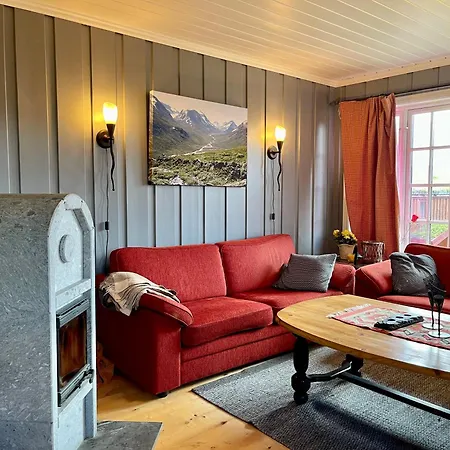Daire 3-story Perfect For Up To 10 Guests Beitostolen