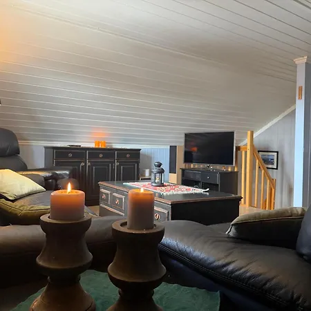 3-story Perfect For Up To 10 Guests 아파트 *