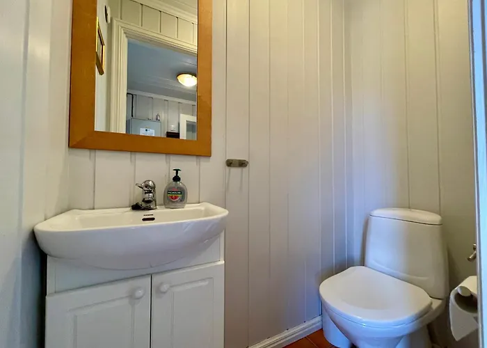 3-story Perfect For Up To 10 Guests *